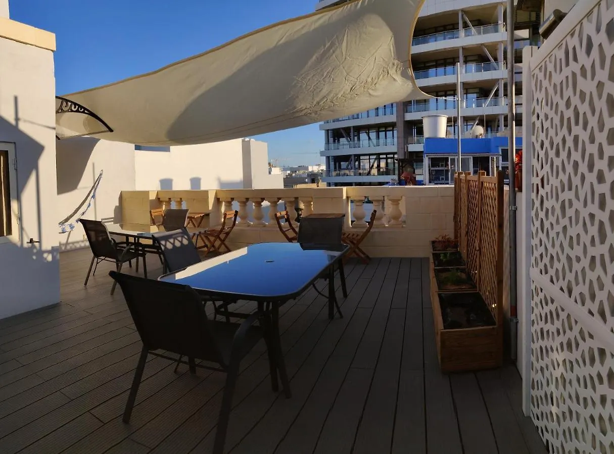Hostel Walter'S B&B Gzira